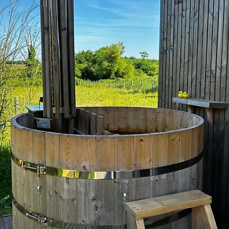 Premium Avec Bain Nordique Lodge *