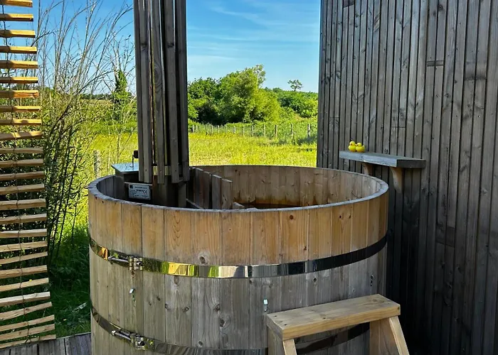 Premium Avec Bain Nordique Lodge *